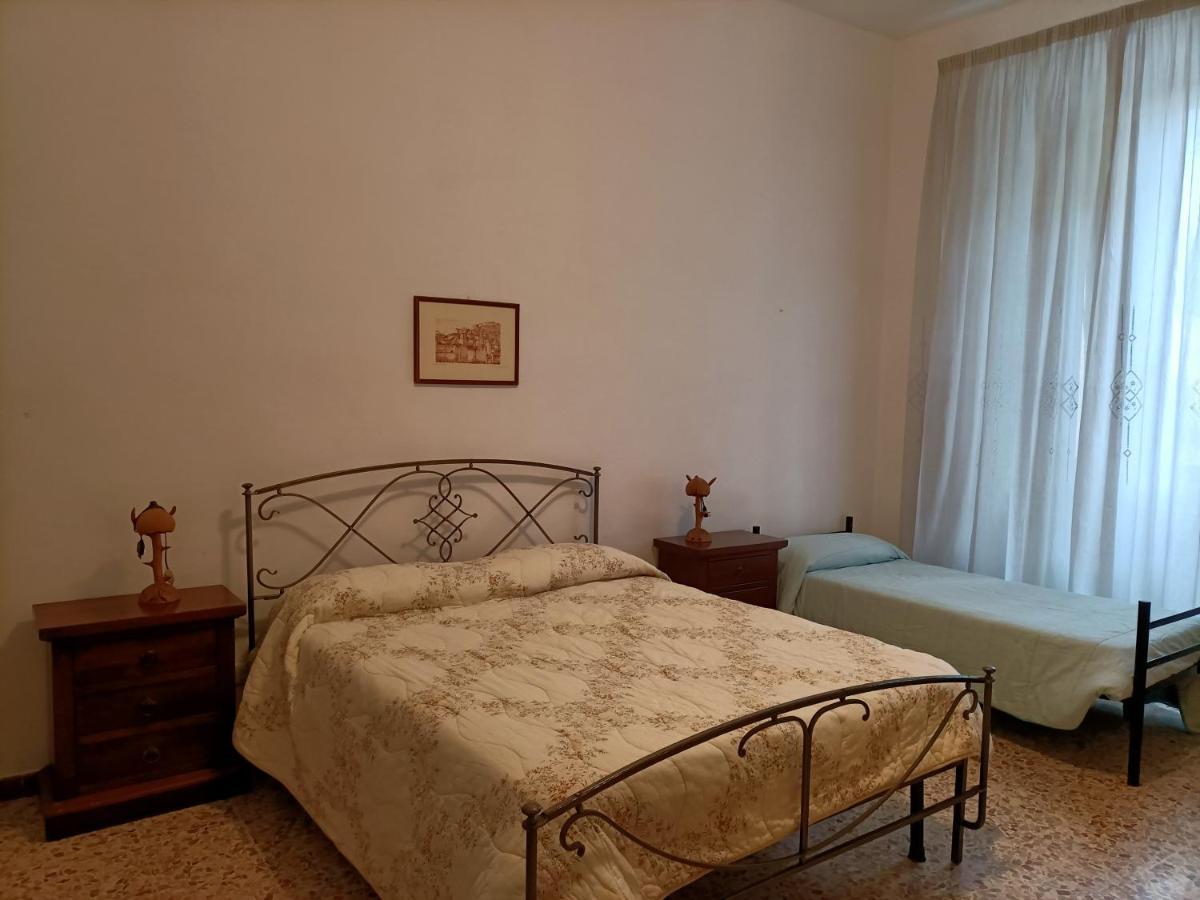 Апартаменти Antica Casa Ceccardi Ліворно Екстер'єр фото