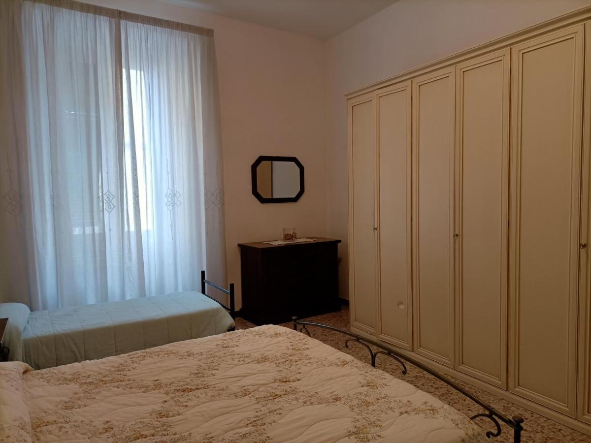 Апартаменти Antica Casa Ceccardi Ліворно Екстер'єр фото